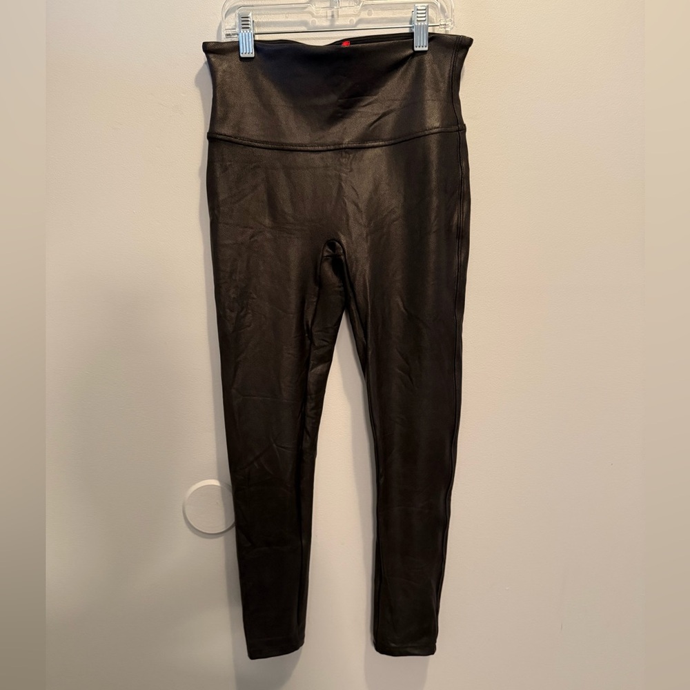 SPANX Faux Leather Leggings Medium Petite